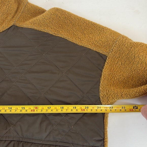 Prana yellow Glen Ivy pullover 1/4 zip quilted center two zip pockets fleece - Picture 15 of 16